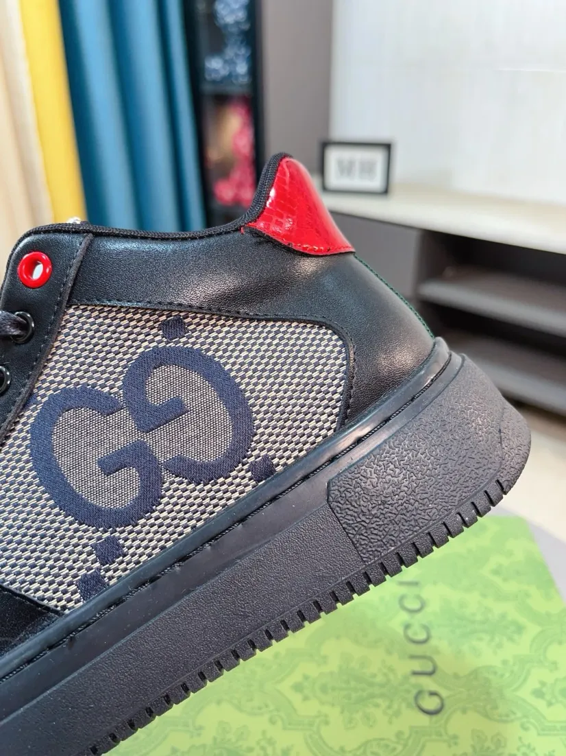 Men's shoes 💰420🌹🌹GUCCI [Gucci] New high-top men's shoes, a high-end brand, the latest fashionable casual men's shoes, trendy and versatile, relaxed and sporty style, uppers imported from Italy, first-layer cowhide, genuine leather lining, and ultra-fine workmanship. Original personalized fashionable rubber wear-resistant outsole, light and comfortable on the foot, size 38-44